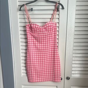 Edikted Pink houndstooth Mini bodycon Dress